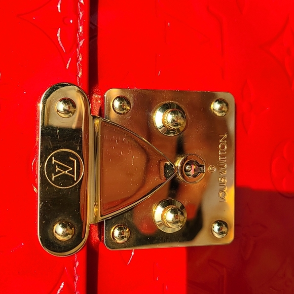 LOUIS VUITTON SPRING STREET RED VERNIS BAG - Picture 10 of 15